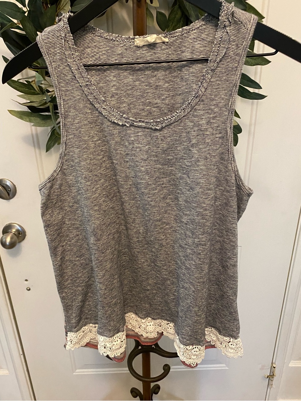 Hem & Thread Boho Mixed Fabric Tank Top w Crochet Lace Trim L